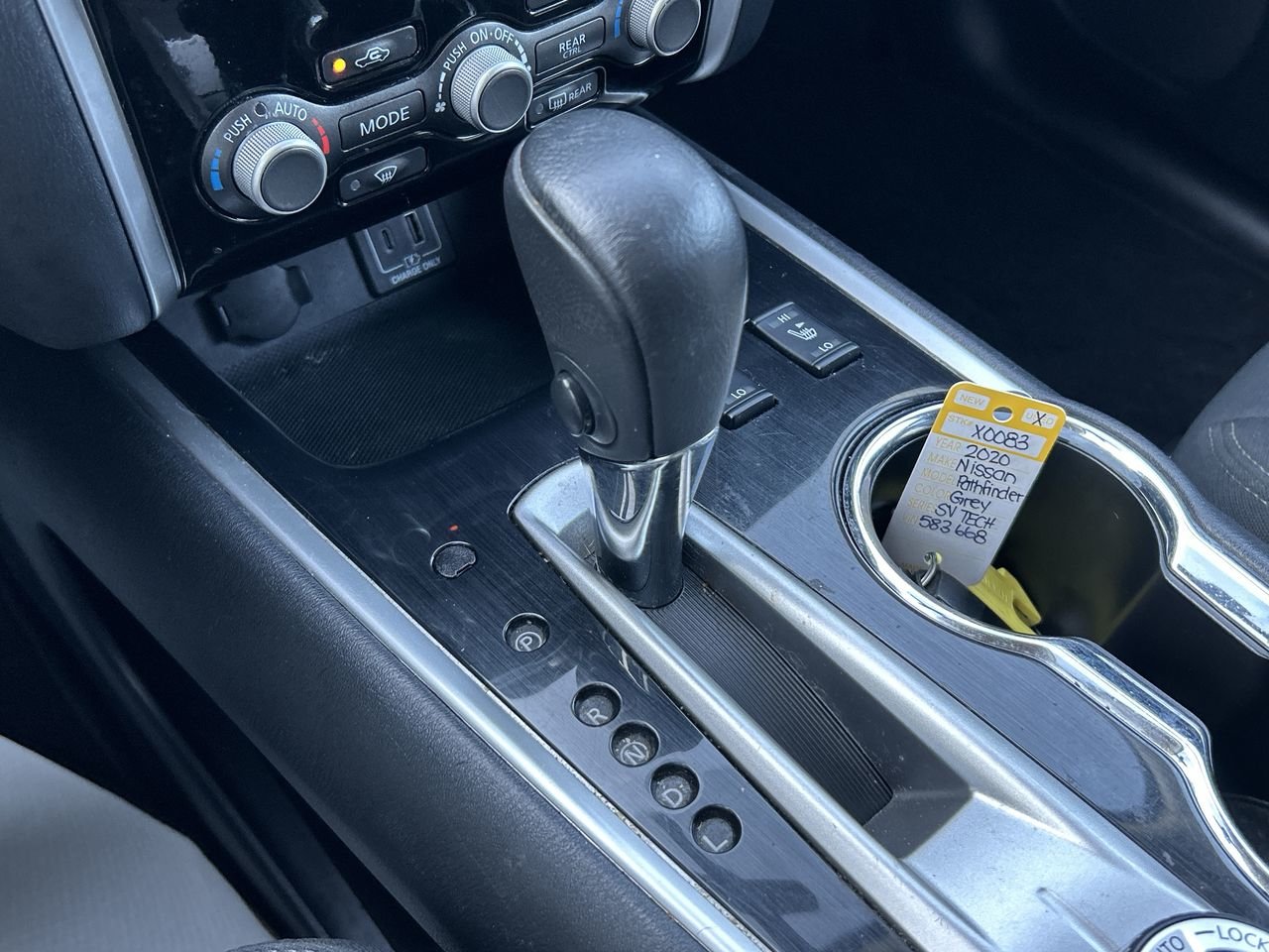 Used 2020 Gun MET Nissan SV Tech V6 4x4 at image 28