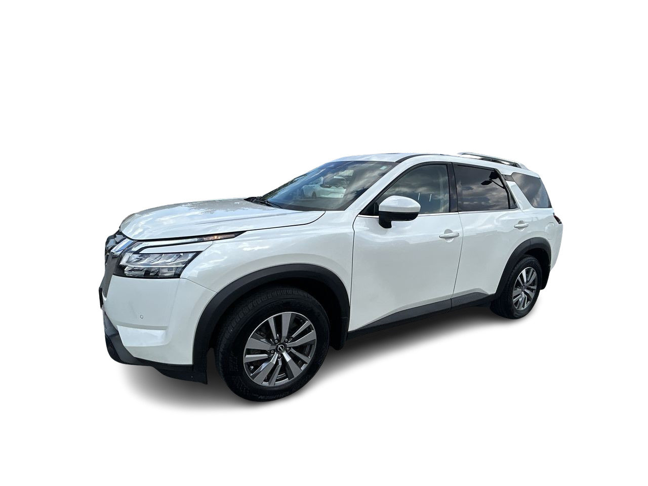 Used 2022 Pearl White TriCoat Nissan SL V6 4x4 at image 16