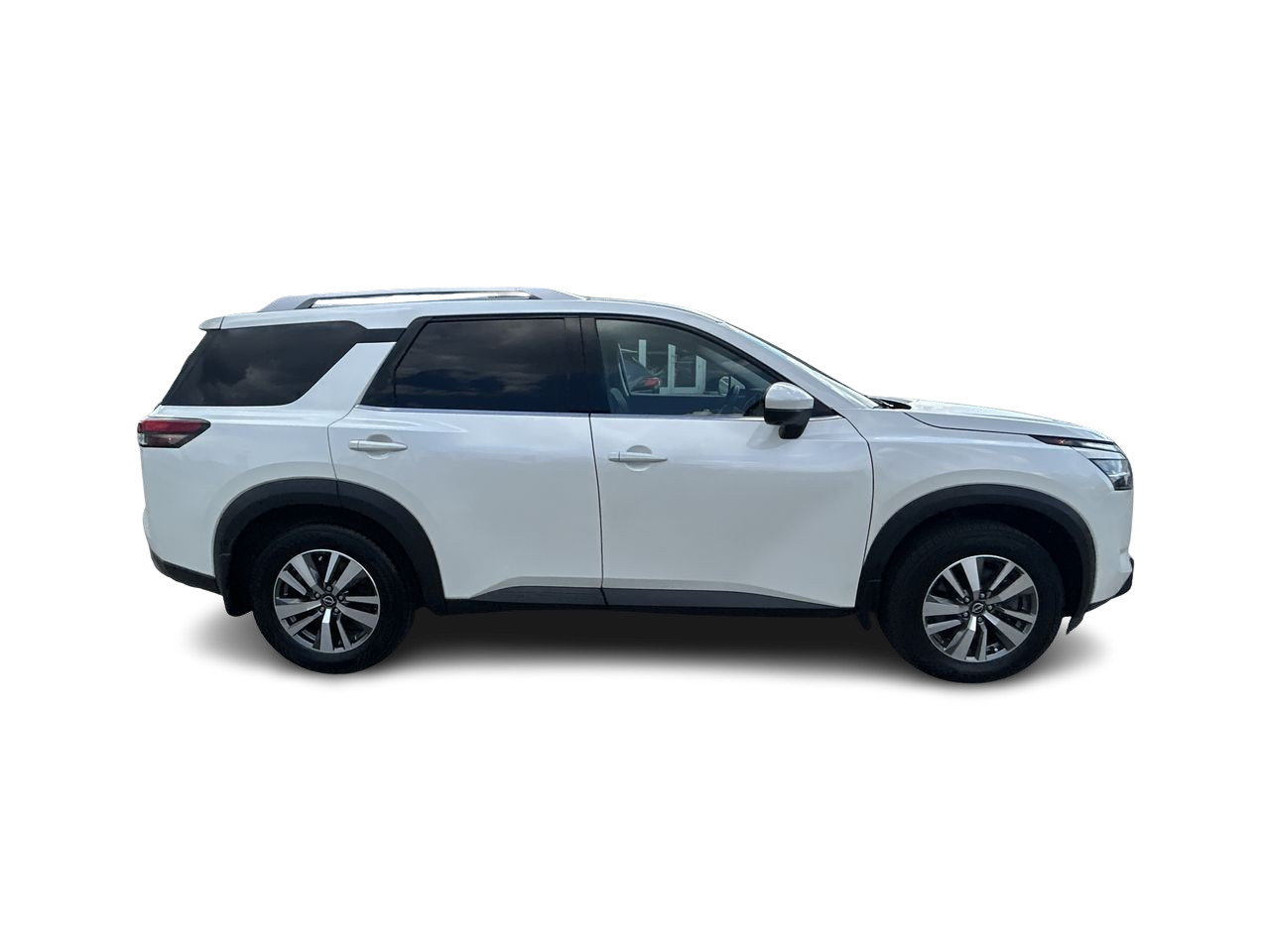 Used 2022 Pearl White TriCoat Nissan SL V6 4x4 at image 10