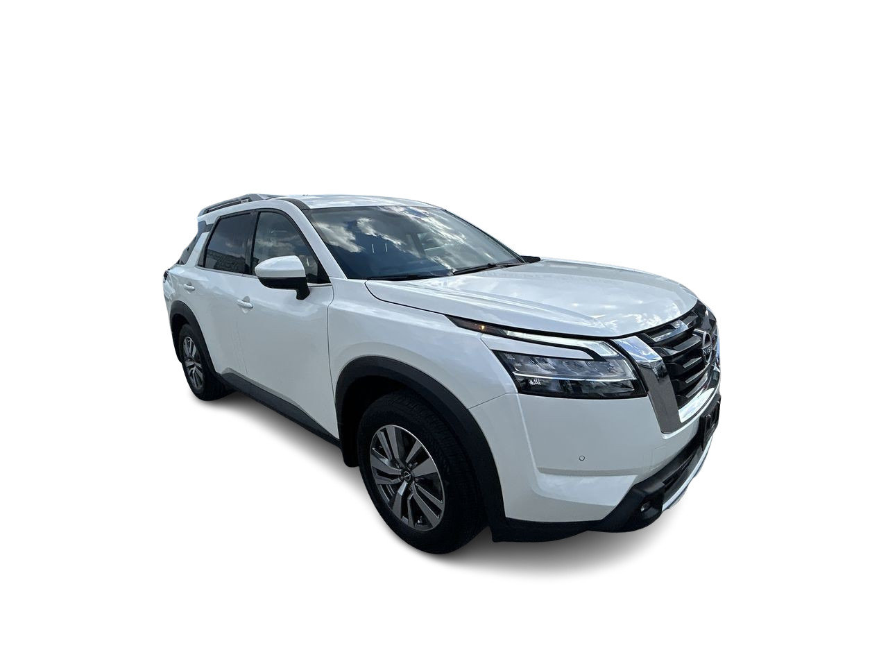 Used 2022 Pearl White TriCoat Nissan SL V6 4x4 at image 12