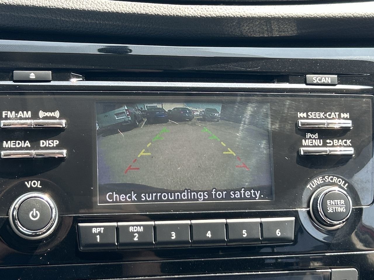 Used 2018 Palatial Ruby Met Nissan SV AWD CVT image 27