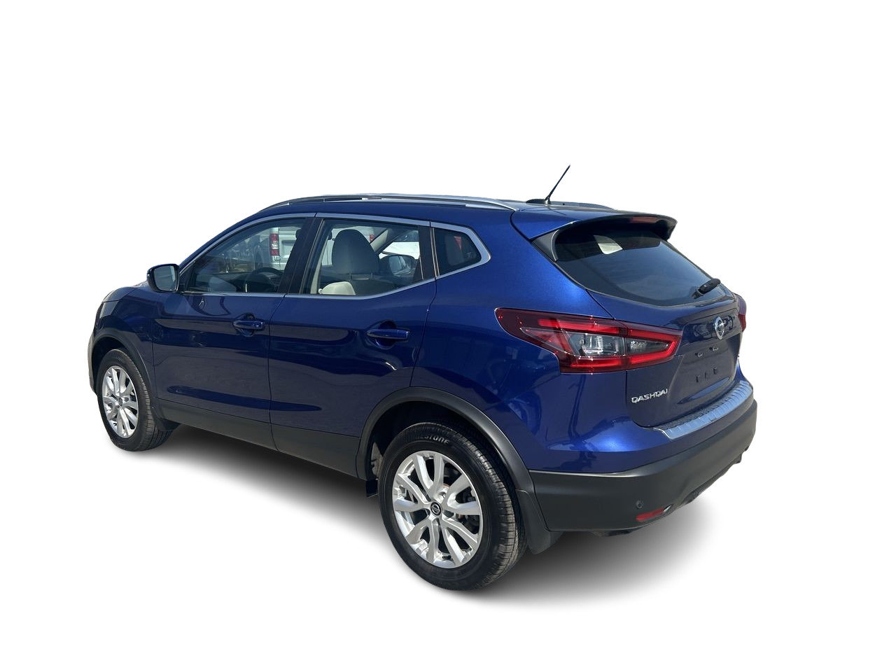 Used 2022 Caspian Blue Metallic Nissan SV AWD CVT image 7
