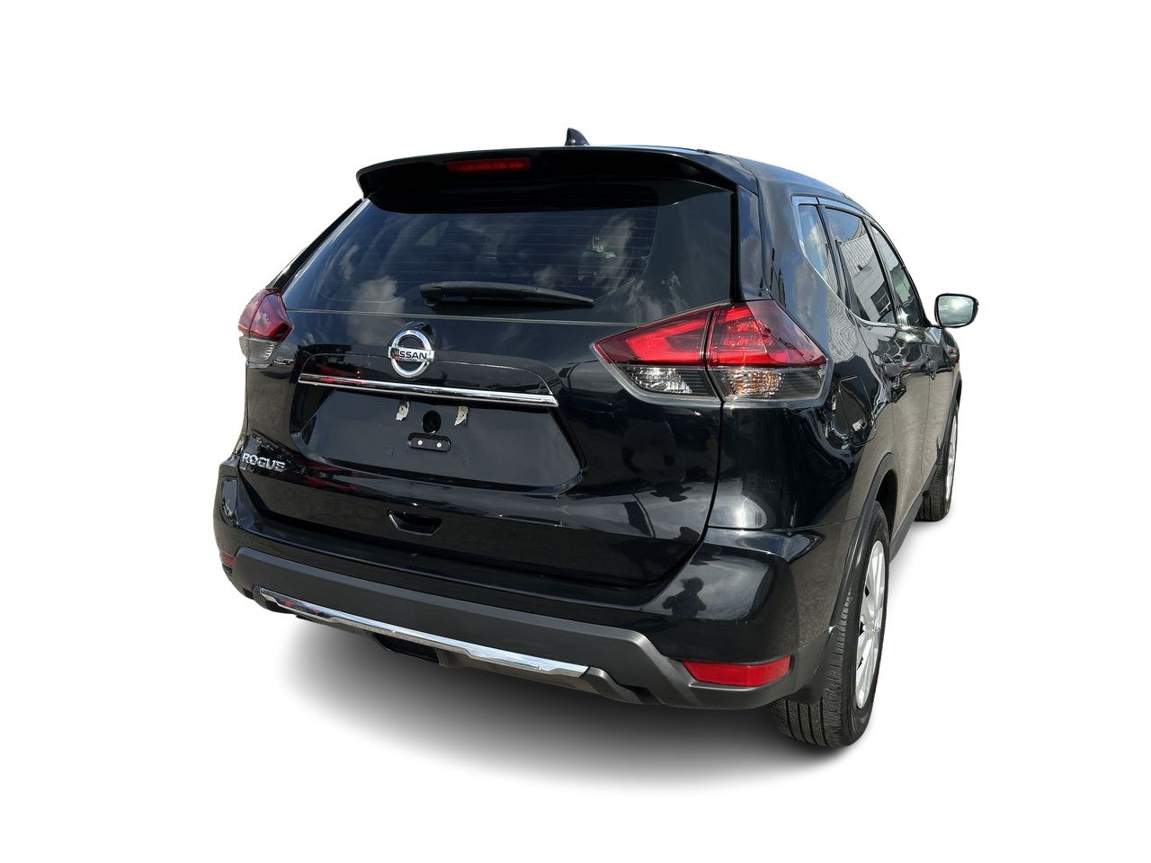 Used 2018 Magnetic Black Met Nissan S FWD CVT image 10