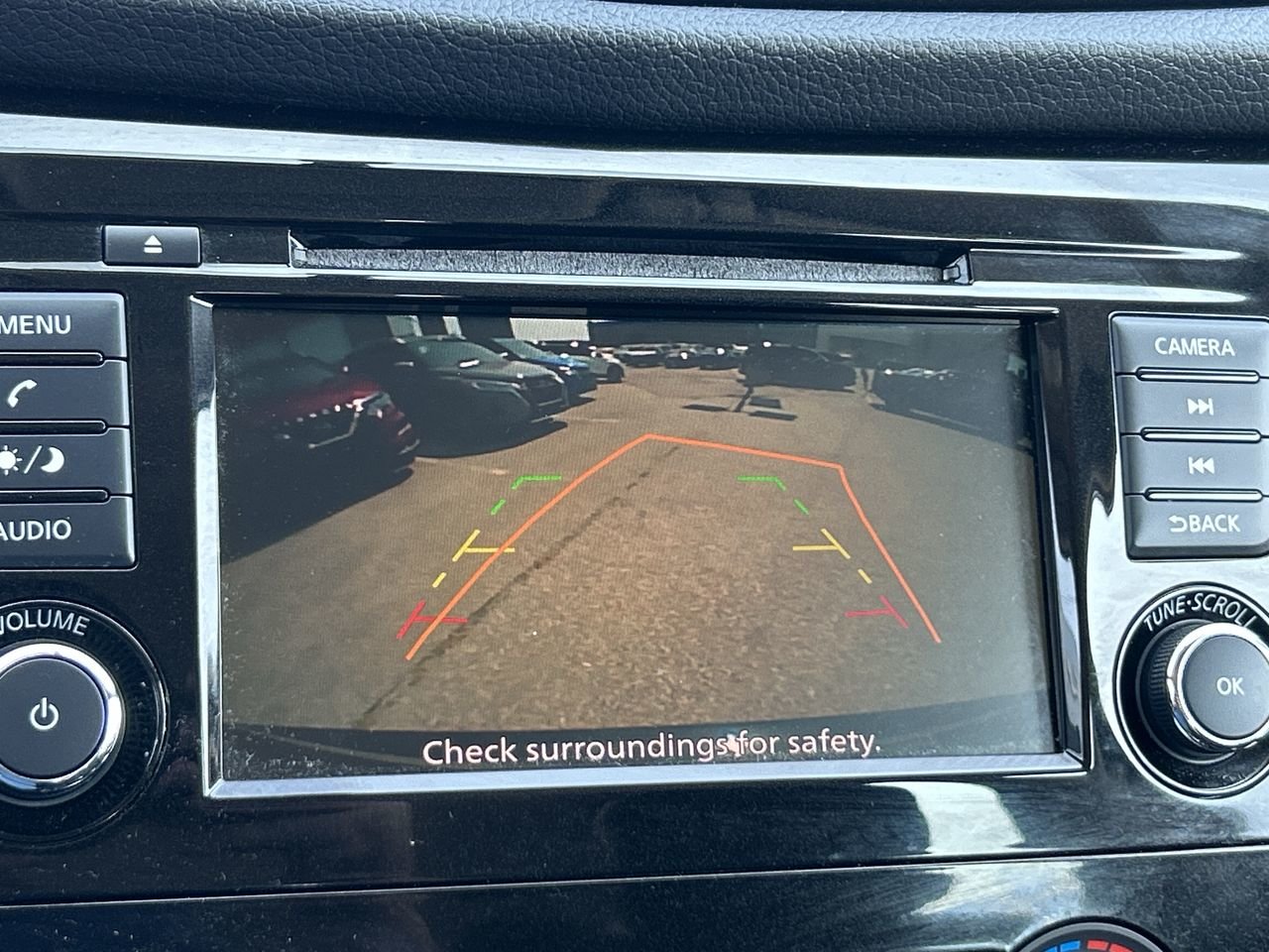 Used 2019 Magnetic Black MET Nissan S AWD CVT image 27