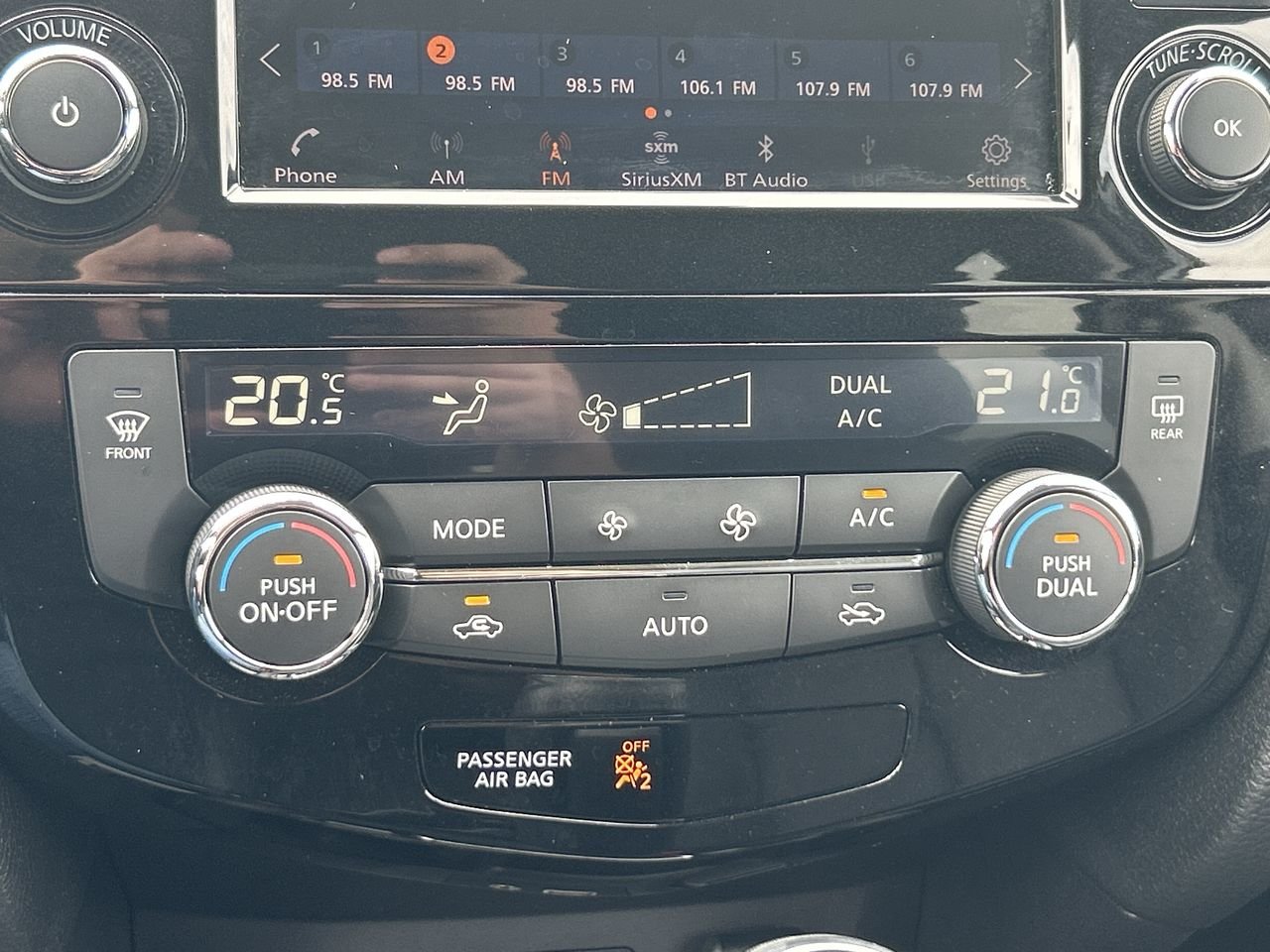 Used 2020 Gun MET Nissan SL AWD CVT image 26