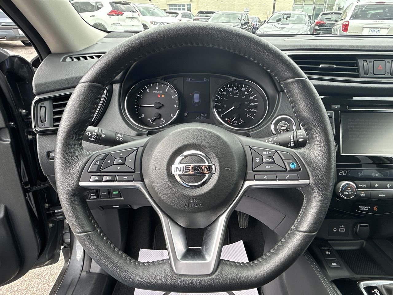 Used 2020 Gun MET Nissan SL AWD CVT image 22