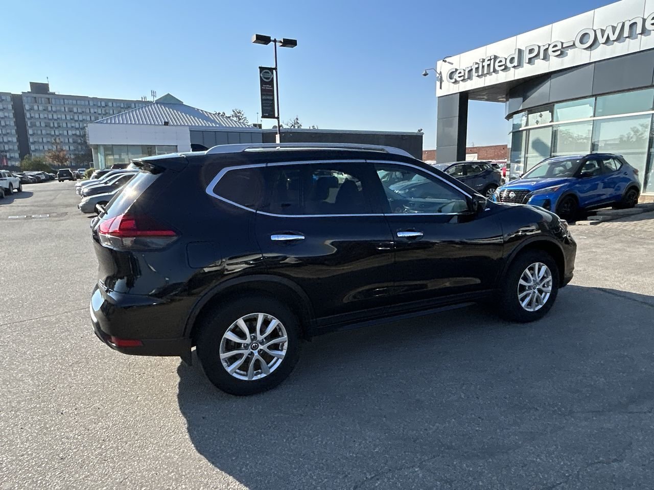 Used 2020 Magnetic Black MET Nissan S AWD CVT image 12