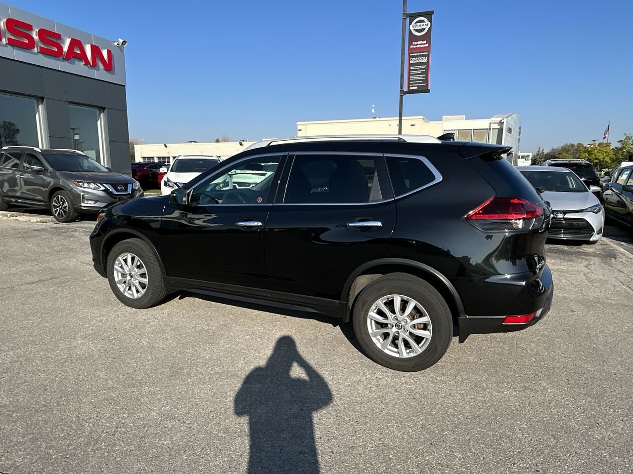 Used 2020 Magnetic Black MET Nissan S AWD CVT image 6