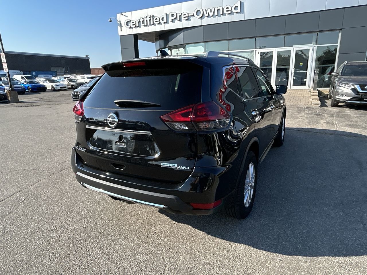 Used 2020 Magnetic Black MET Nissan S AWD CVT image 10