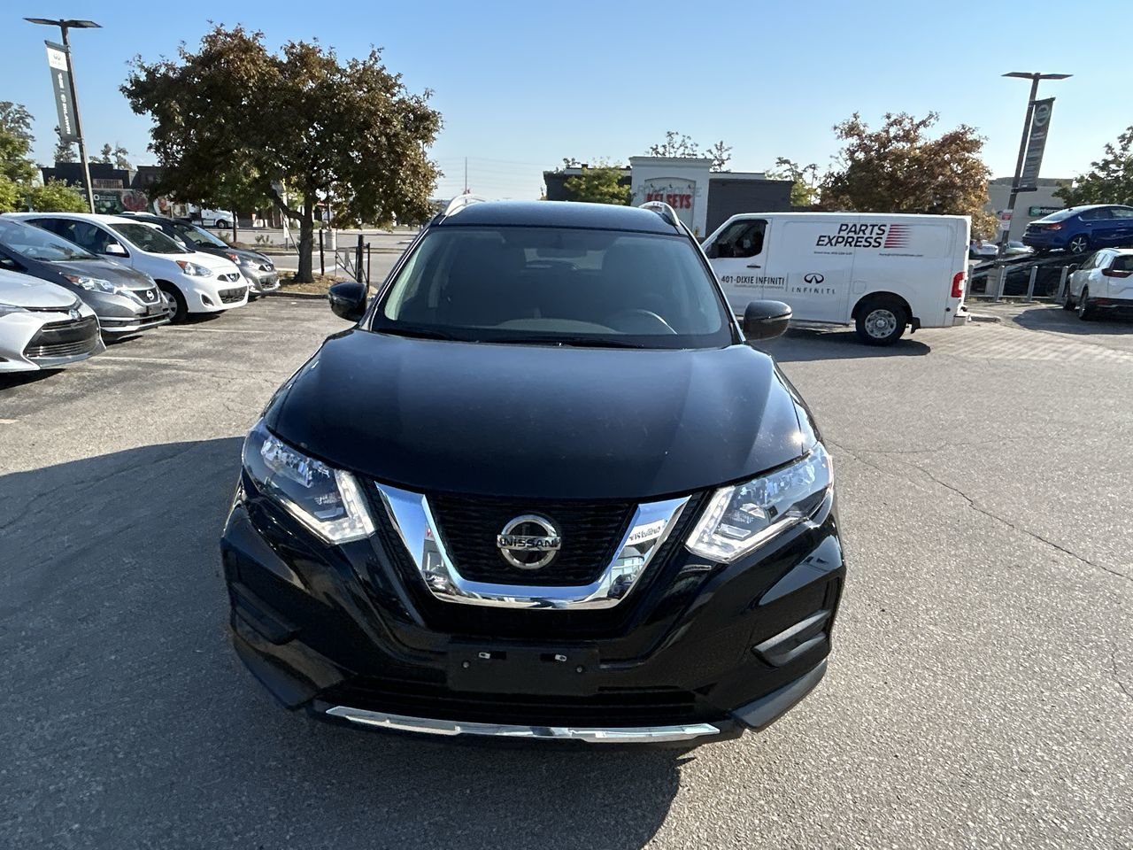 Used 2020 Magnetic Black MET Nissan S AWD CVT image 17