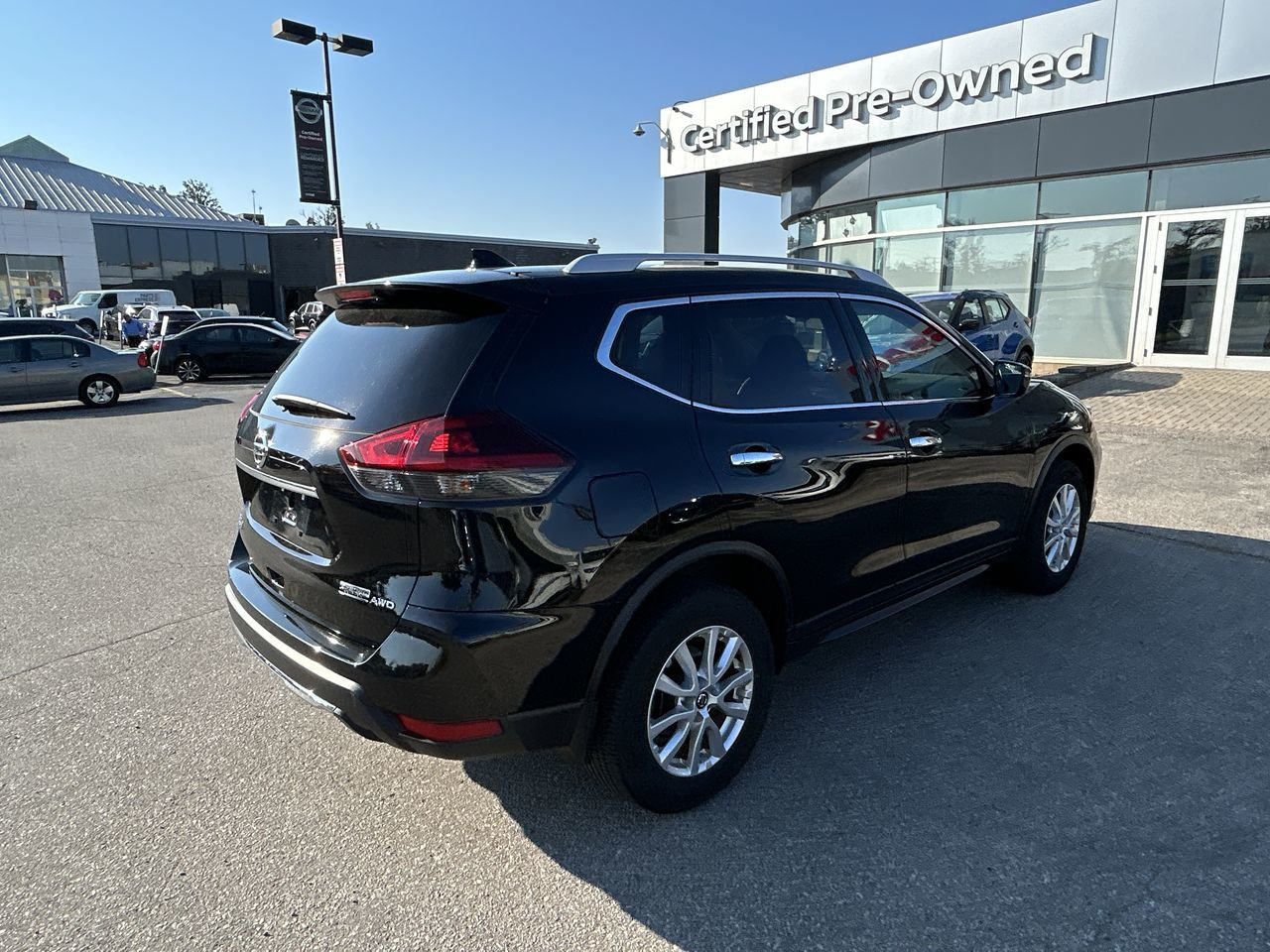 Used 2020 Magnetic Black MET Nissan S AWD CVT image 11
