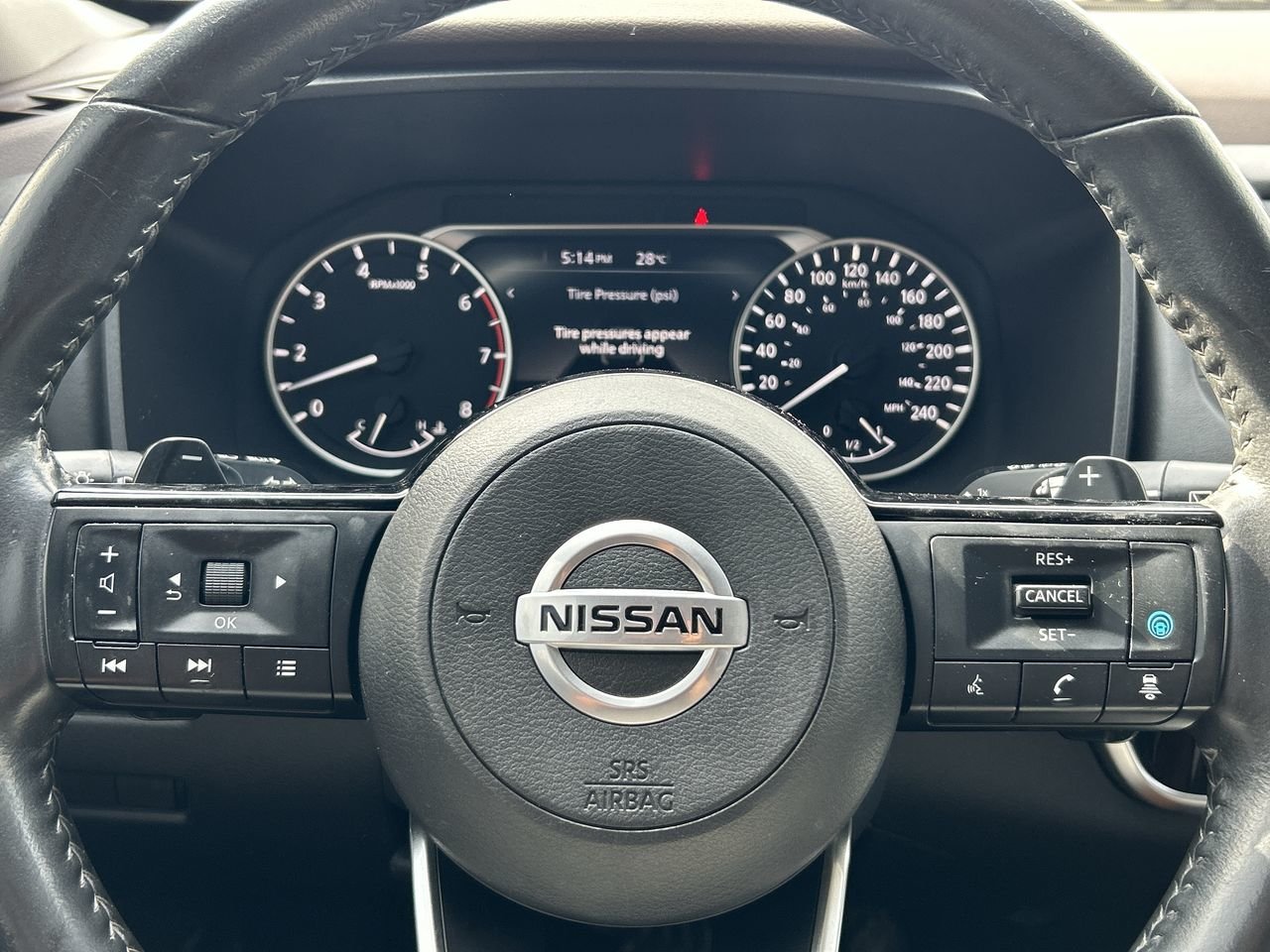 Used 2021 Super Black Nissan SV AWD CVT image 22