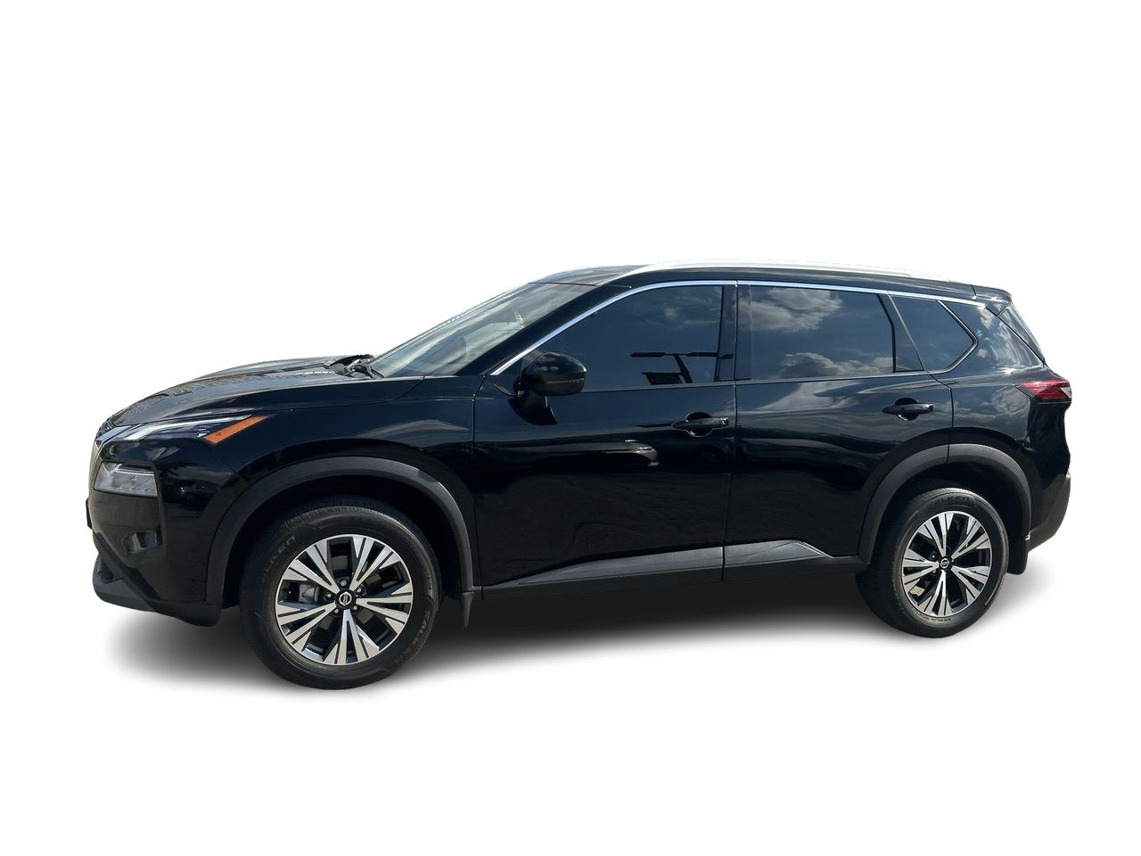 Used 2021 Super Black Nissan SV FWD CVT image 4