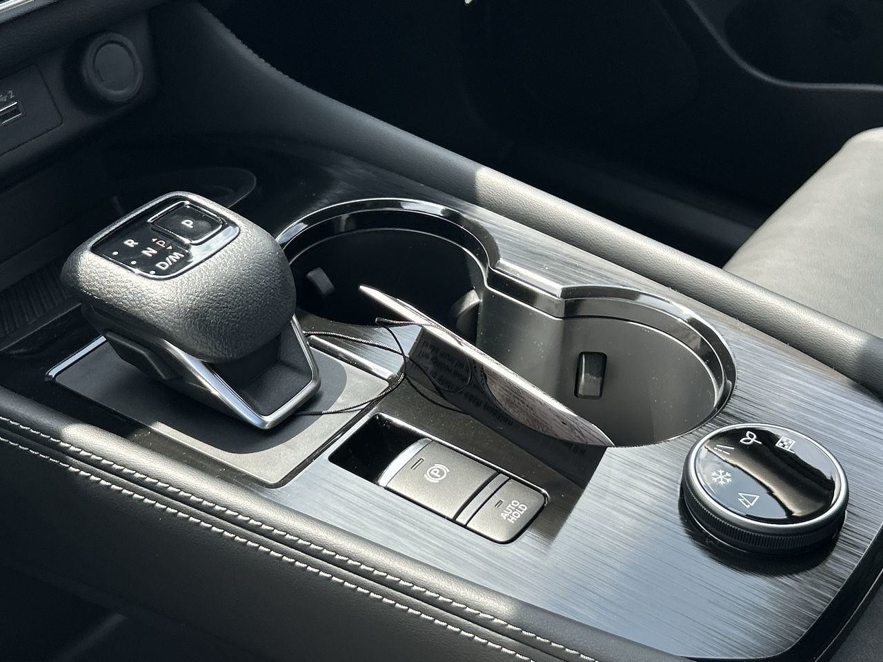 New 2023 Pearl White 2T Nissan SL image 28
