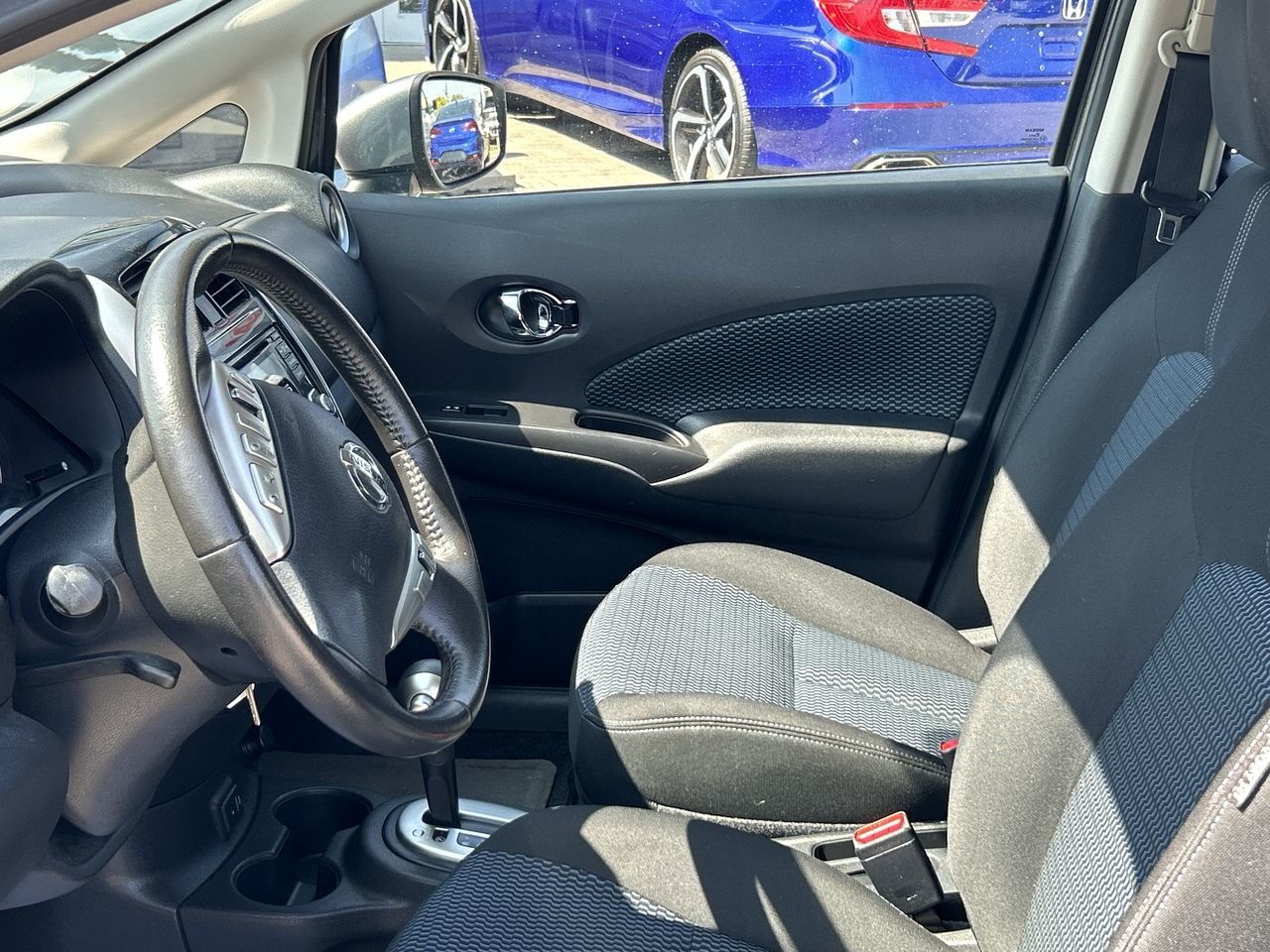 Used 2017 Gun Met Nissan Hatchback 1.6 SV CVT image 19