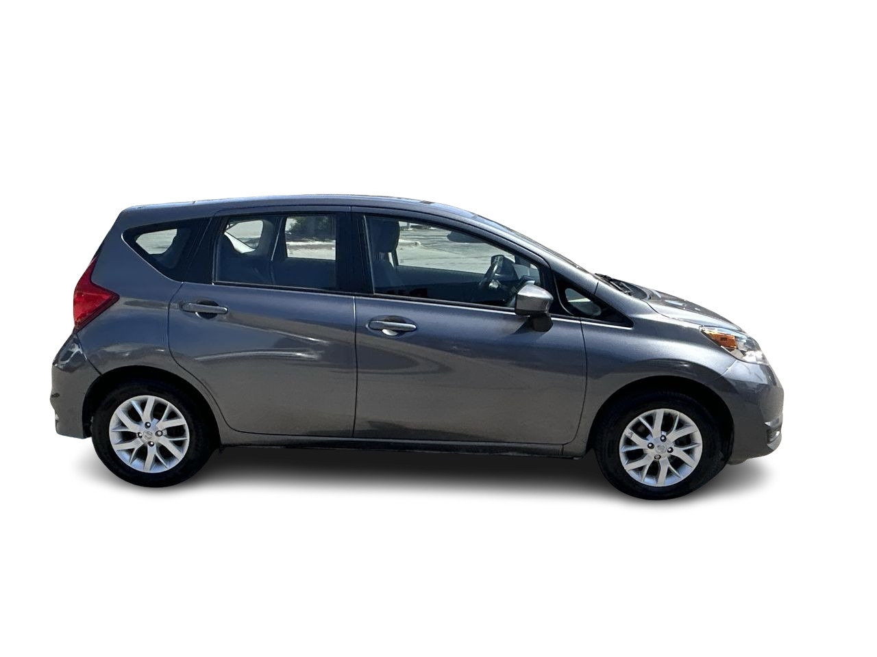 Used 2017 Gun Met Nissan Hatchback 1.6 SV CVT image 13