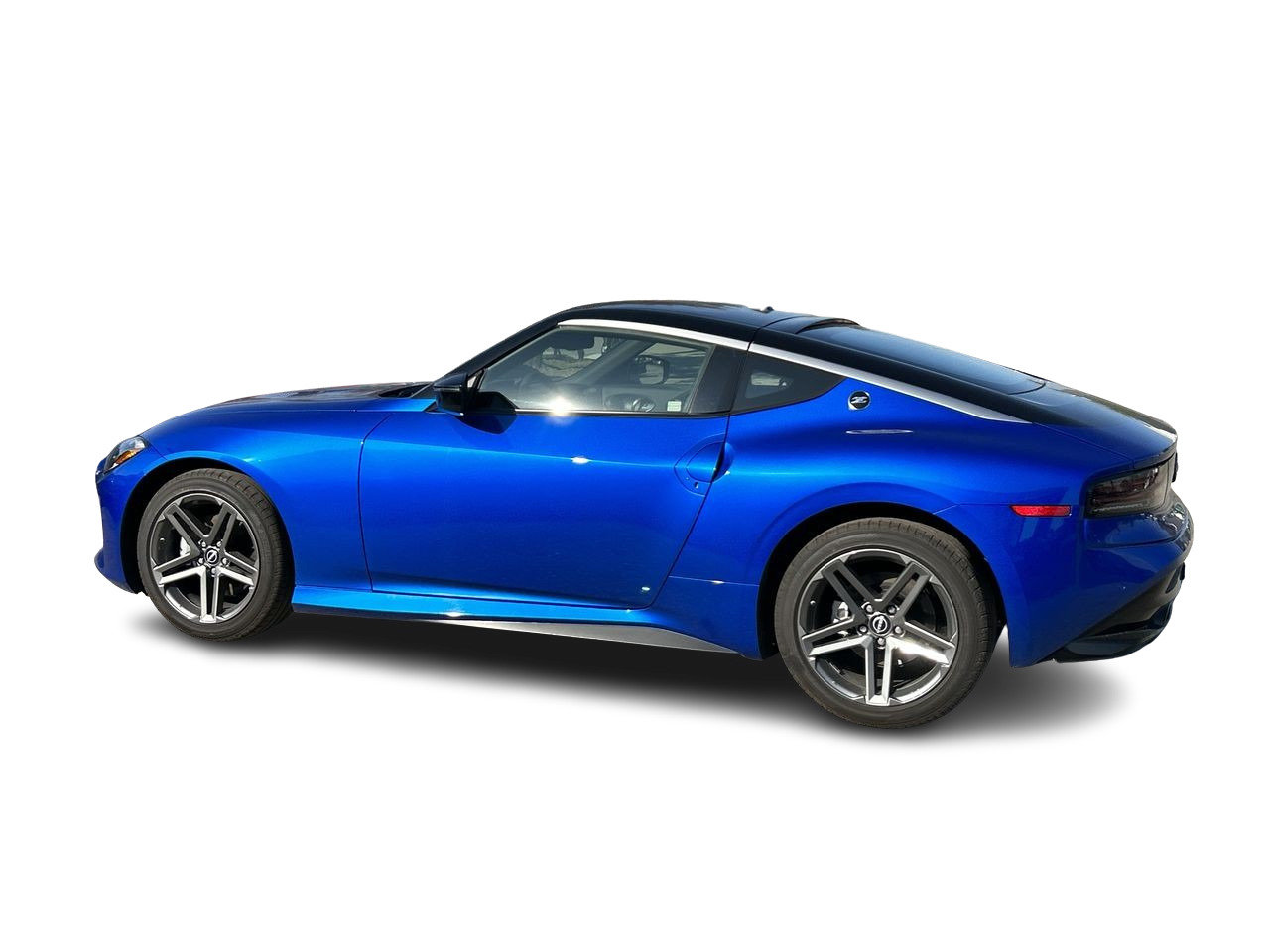 Used 2023 Two-Tone Blue/Super Black Nissan Sport 6MT image 6