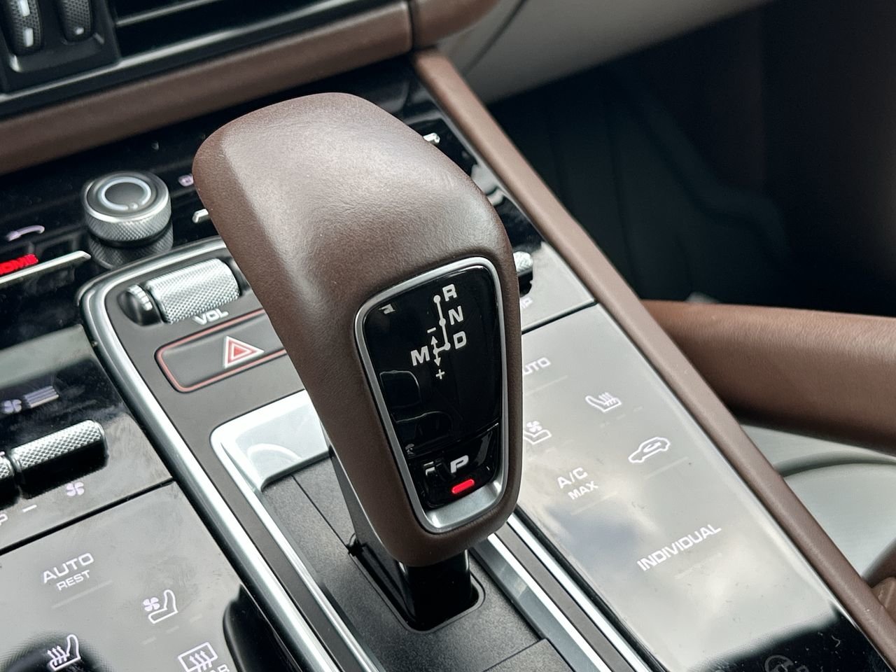 Used 2020 Biscay Blue MET Porsche S image 25