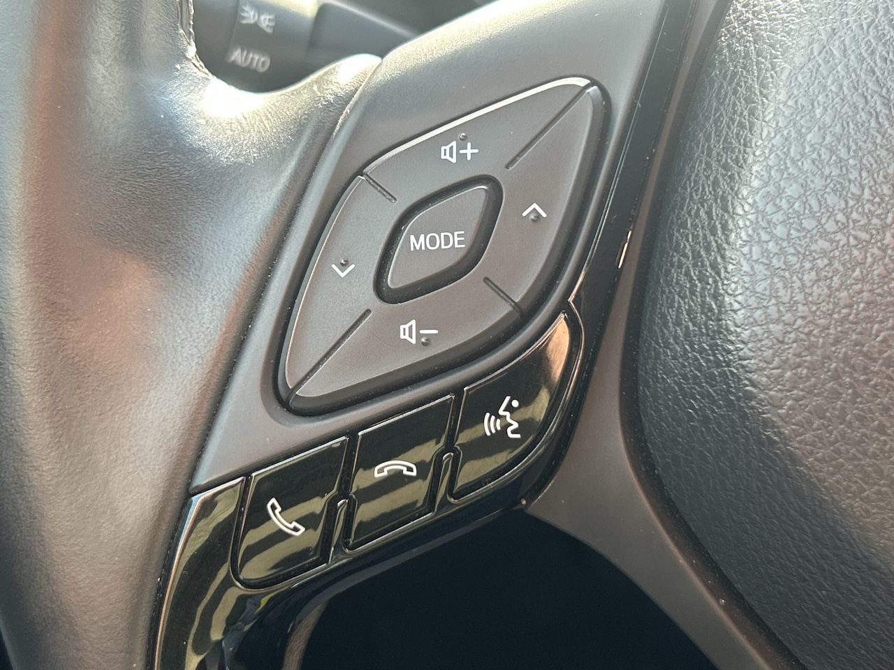 Used 2019 Silver Knockout Met Toyota LE image 22