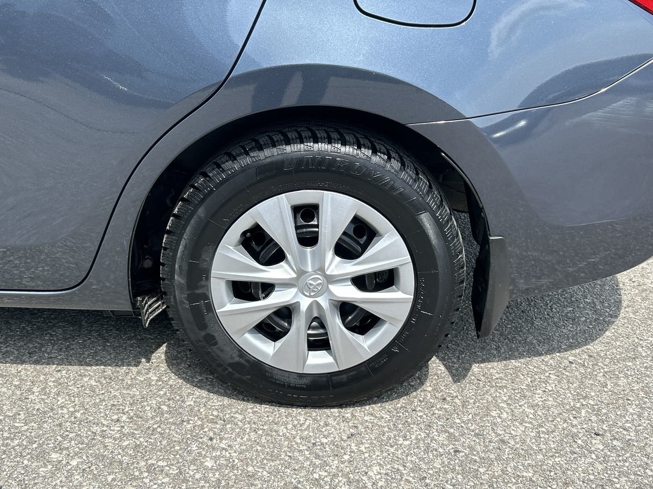 Used 2018 Slate Met Toyota 4-door Sedan CE CVTi-S image 18