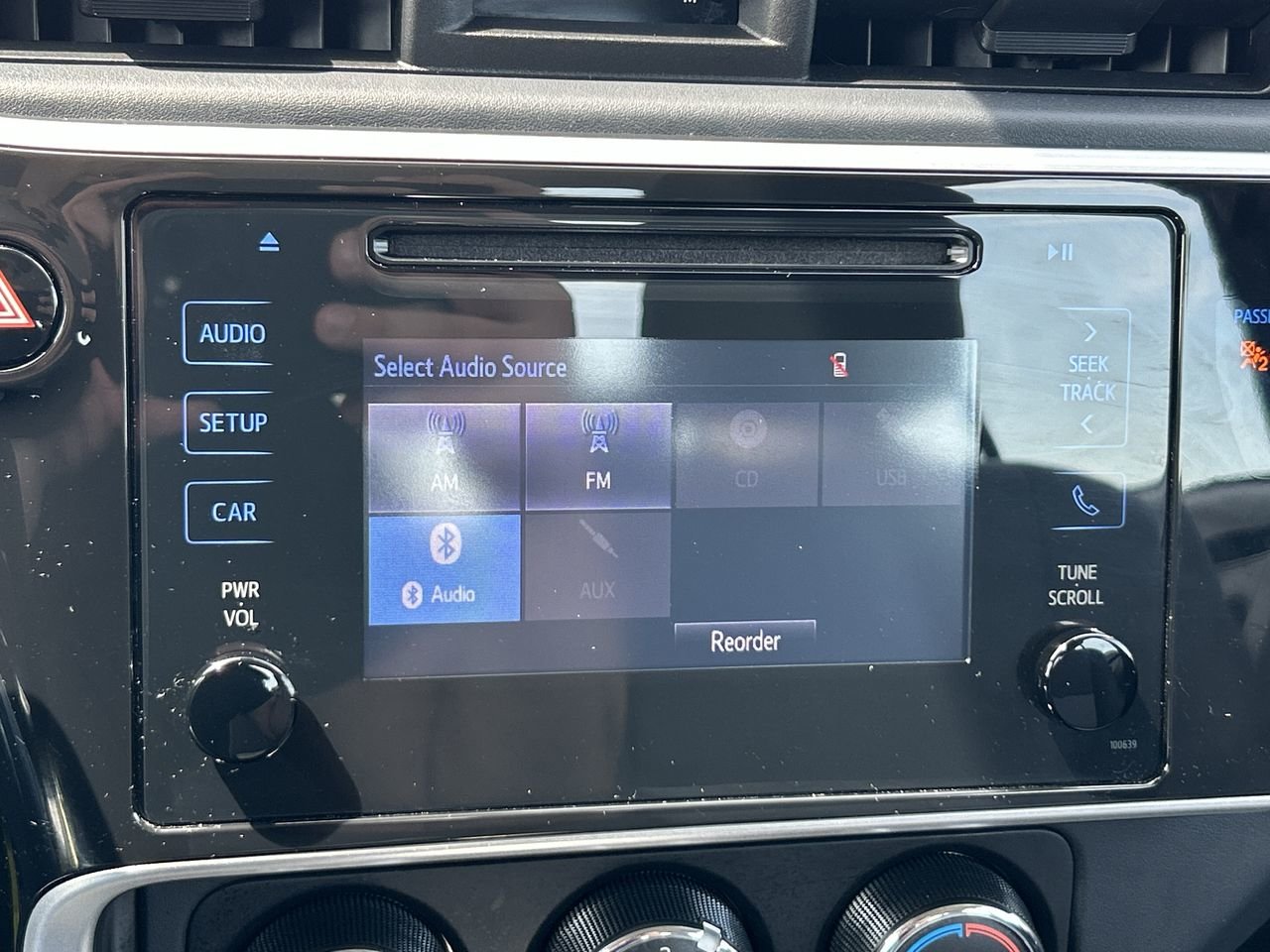 Used 2018 Slate Met Toyota 4-door Sedan CE CVTi-S image 23