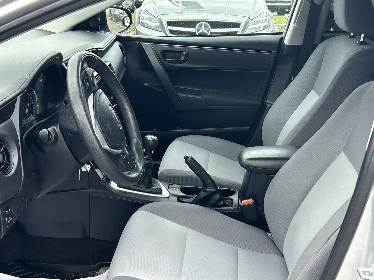 Used 2018 Classic Silver Met Toyota 4-door Sedan CE 6M image 19