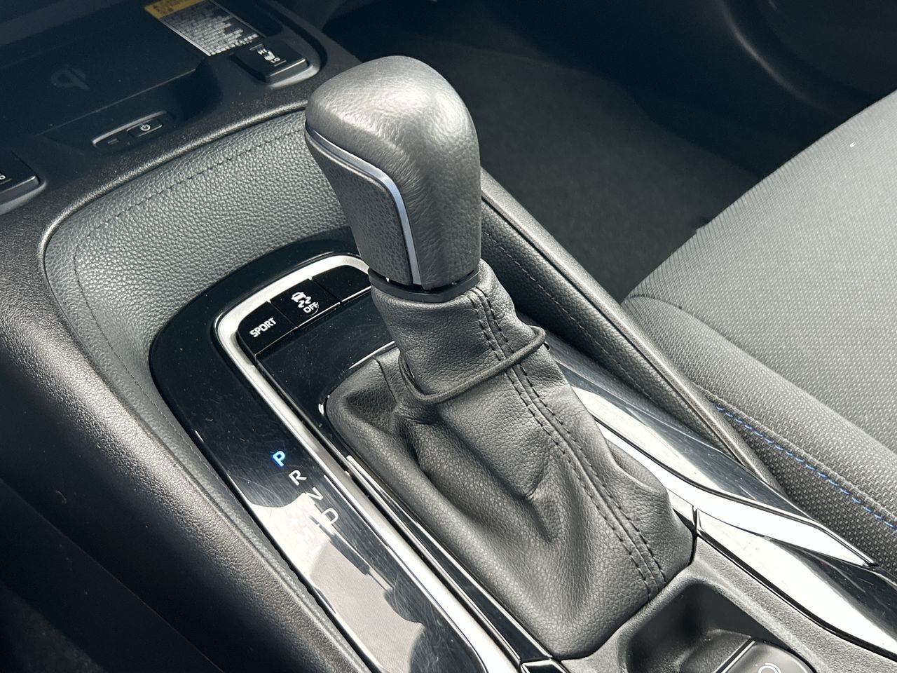 Used 2020 Blue Crush MET Toyota 4-door Sedan SE CVT image 25