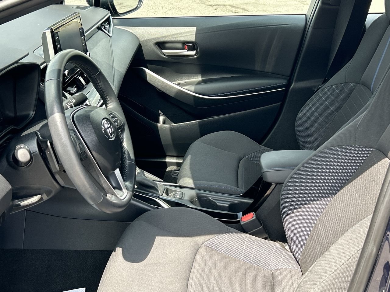 Used 2021 Blue Crush Met Toyota SE CVT image 19
