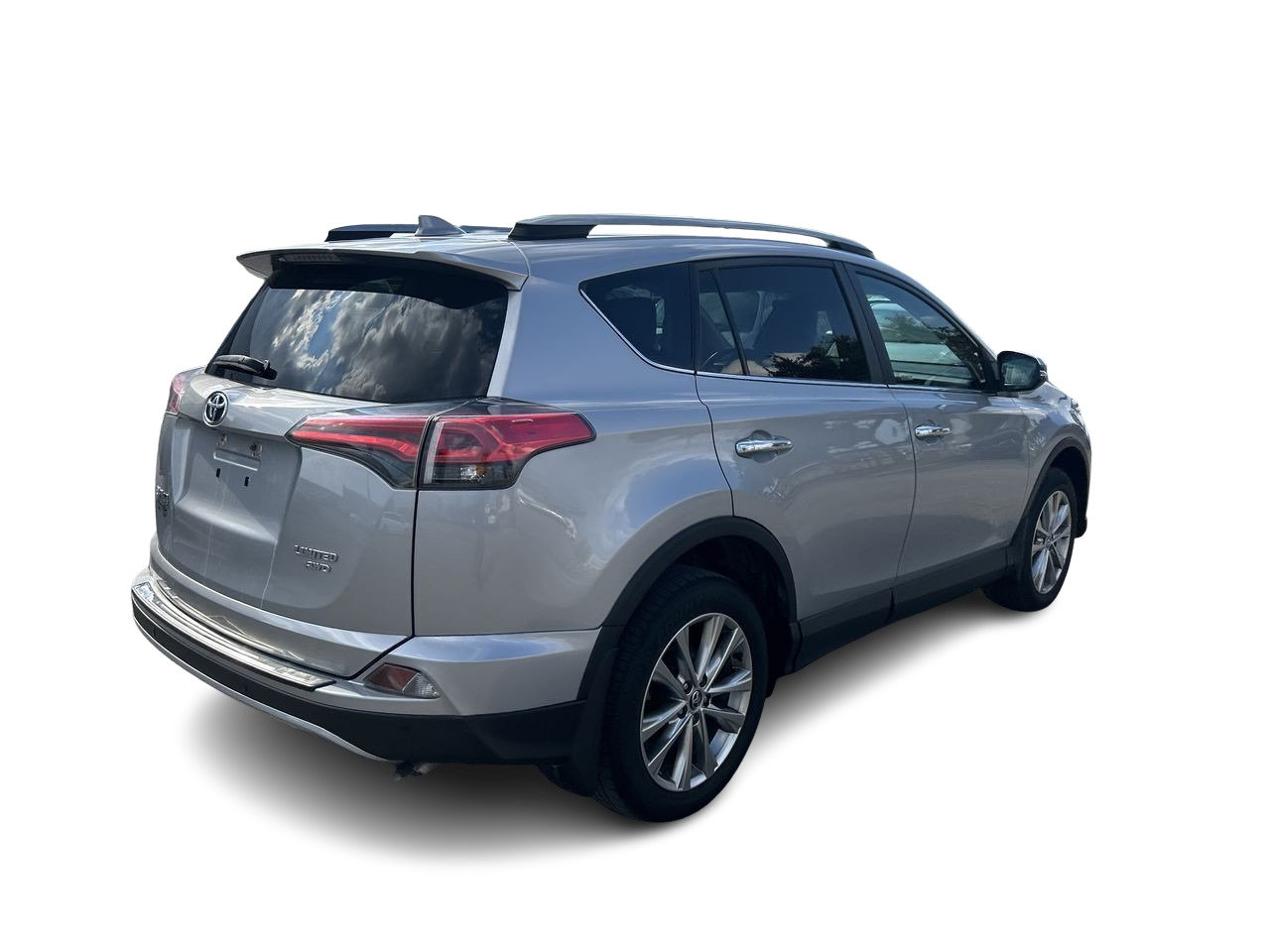 Used 2018 Silver Sky Met Toyota AWD Limited image 11