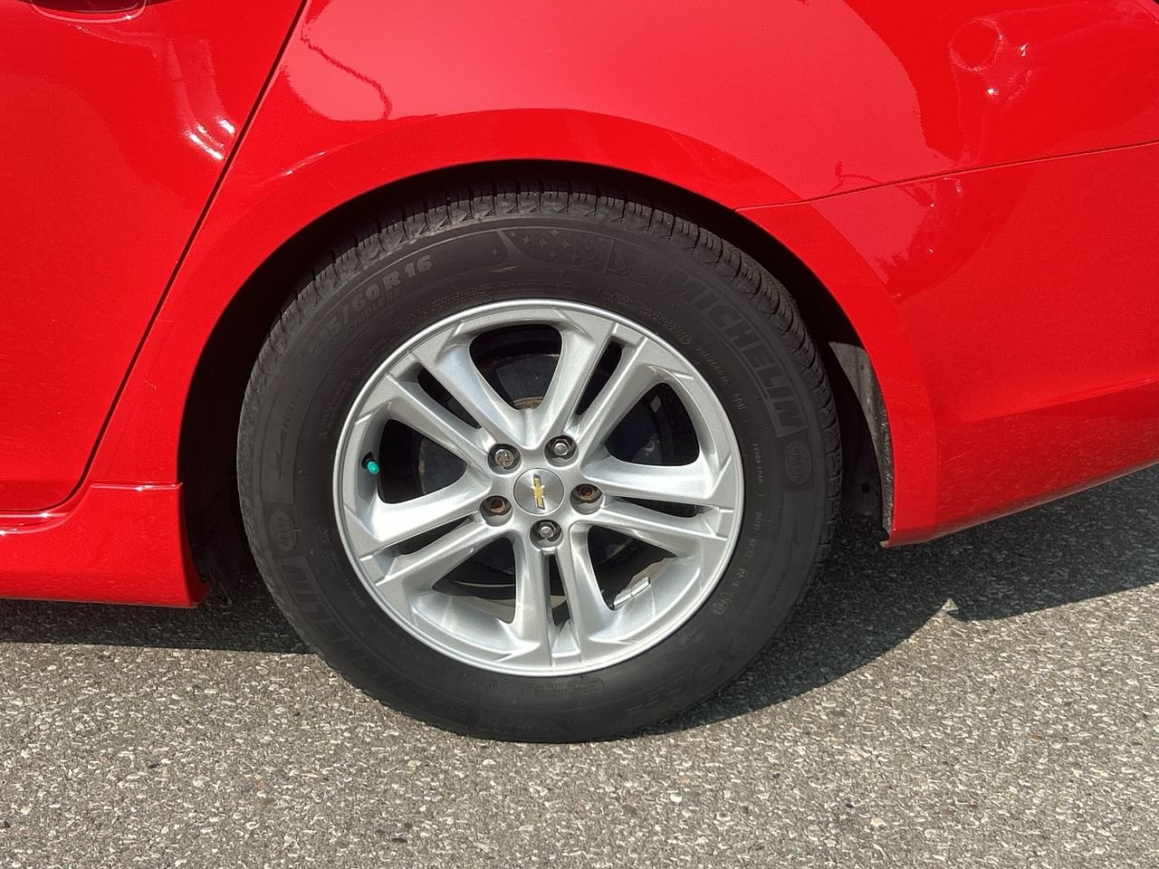 Used 2016 red Chevrolet LT image 18