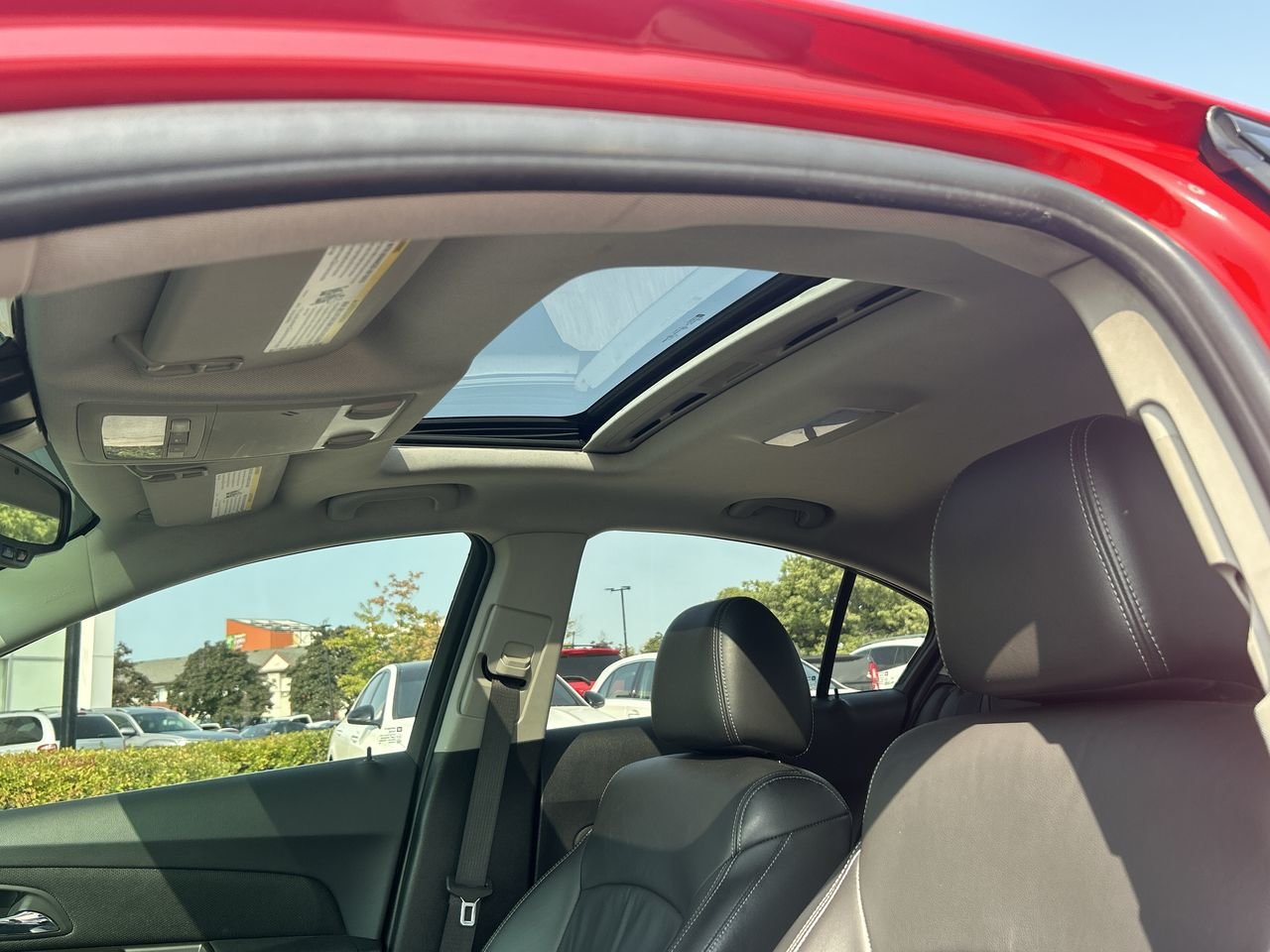Used 2016 red Chevrolet LT image 29