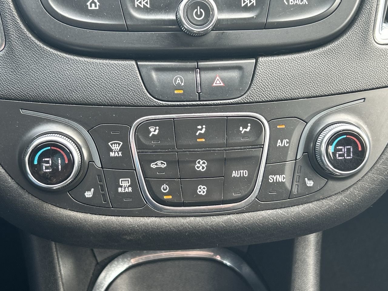Used 2021 Mosaic Black (MET) Chevrolet LT image 26