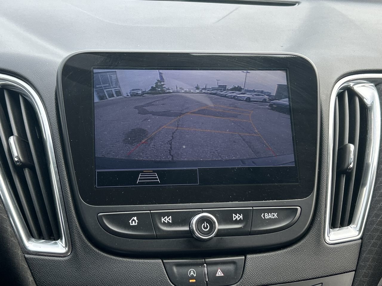 Used 2021 Mosaic Black (MET) Chevrolet LT image 24