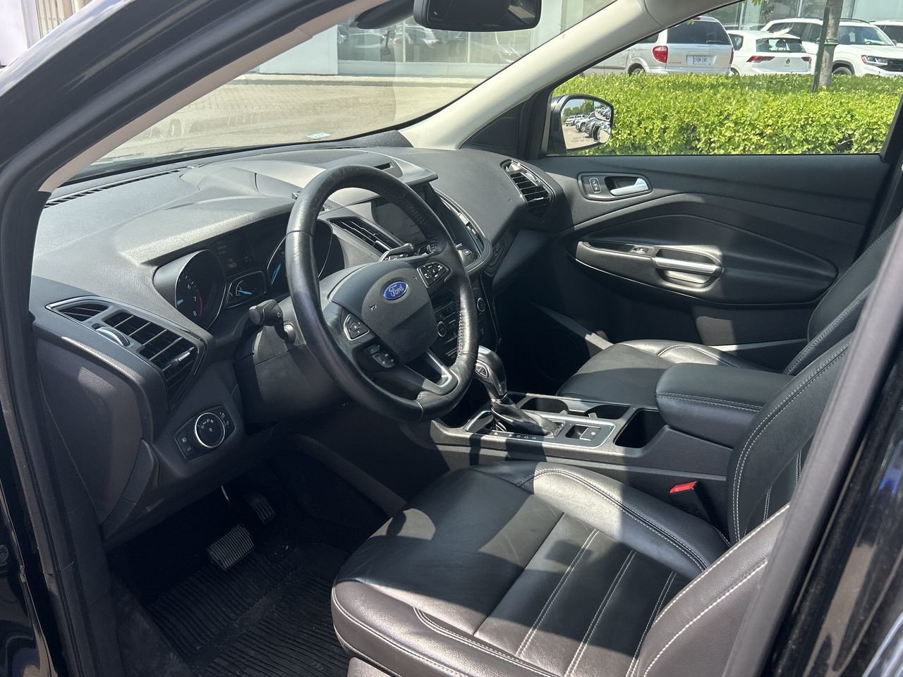 Used 2018 BLACK Ford Titanium image 26