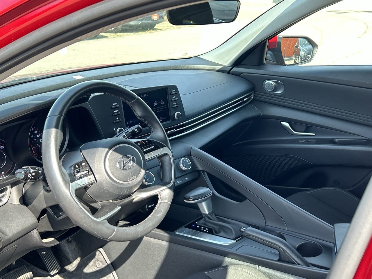 Used 2022 Red Hyundai Preferred image 29