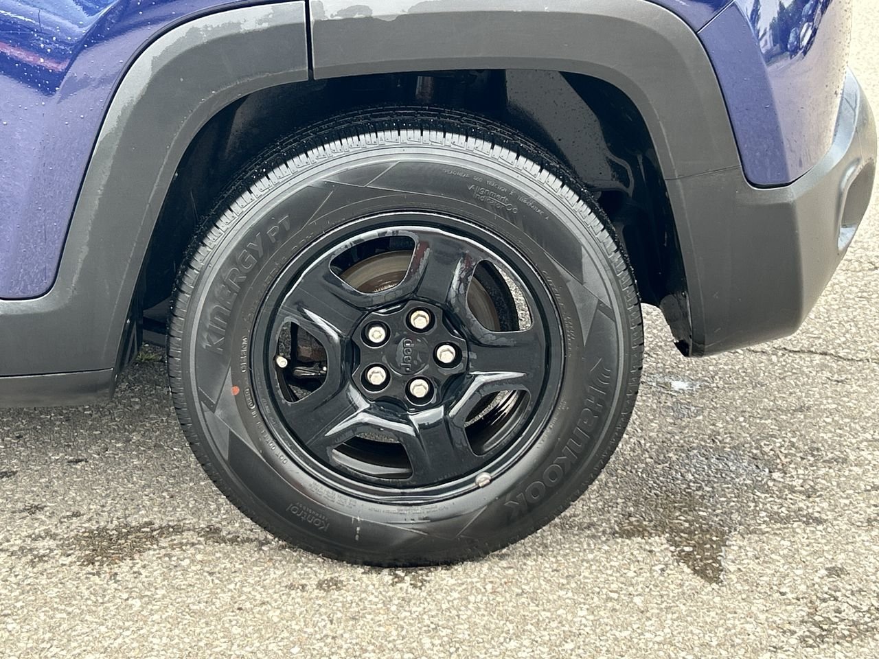 Used 2016 Blue Jeep Sport image 18