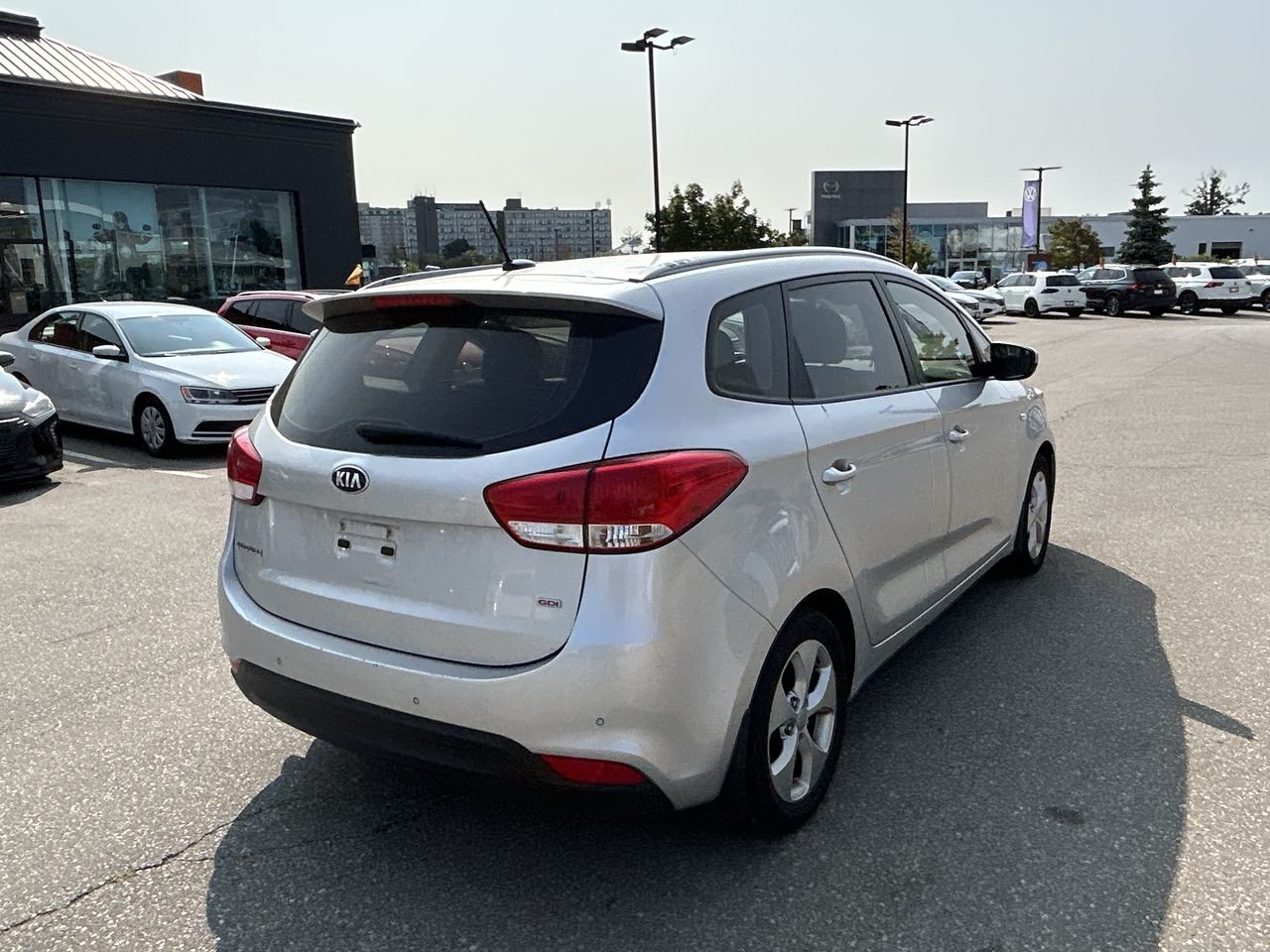 Used 2014 Silver Kia LX image 9