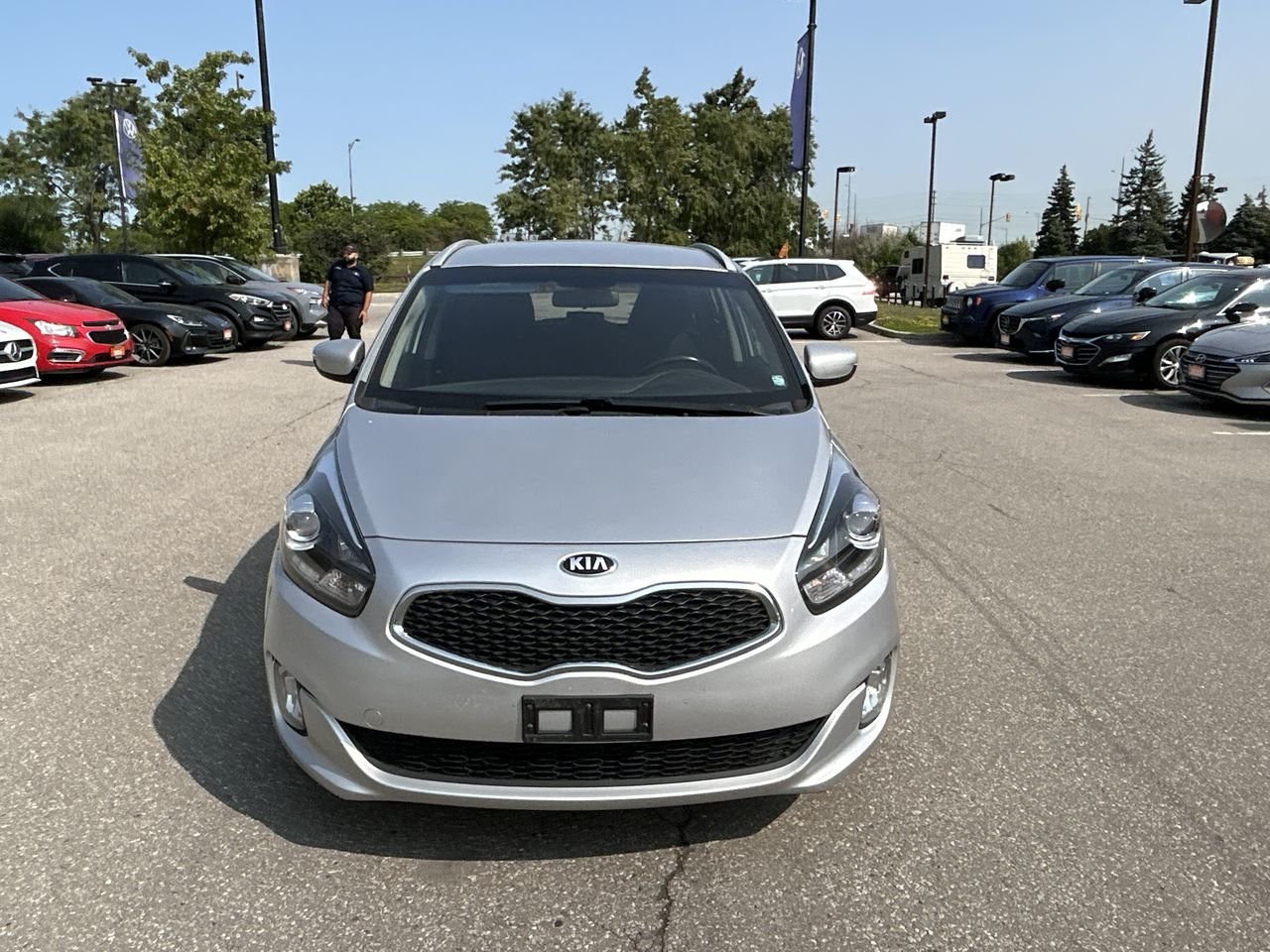 Used 2014 Silver Kia LX image 17