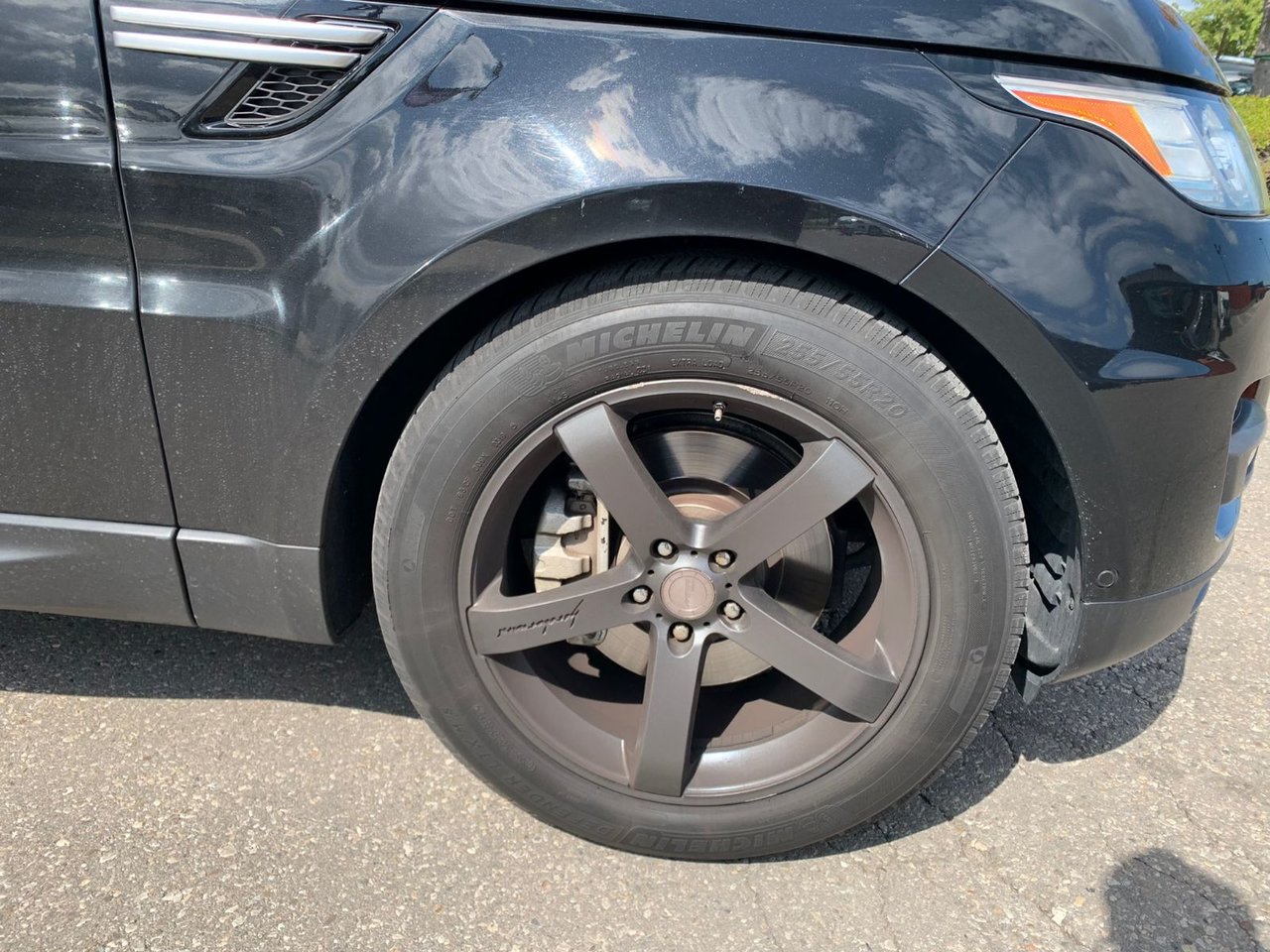 Used 2016  Land Rover Td6 HSE image 10