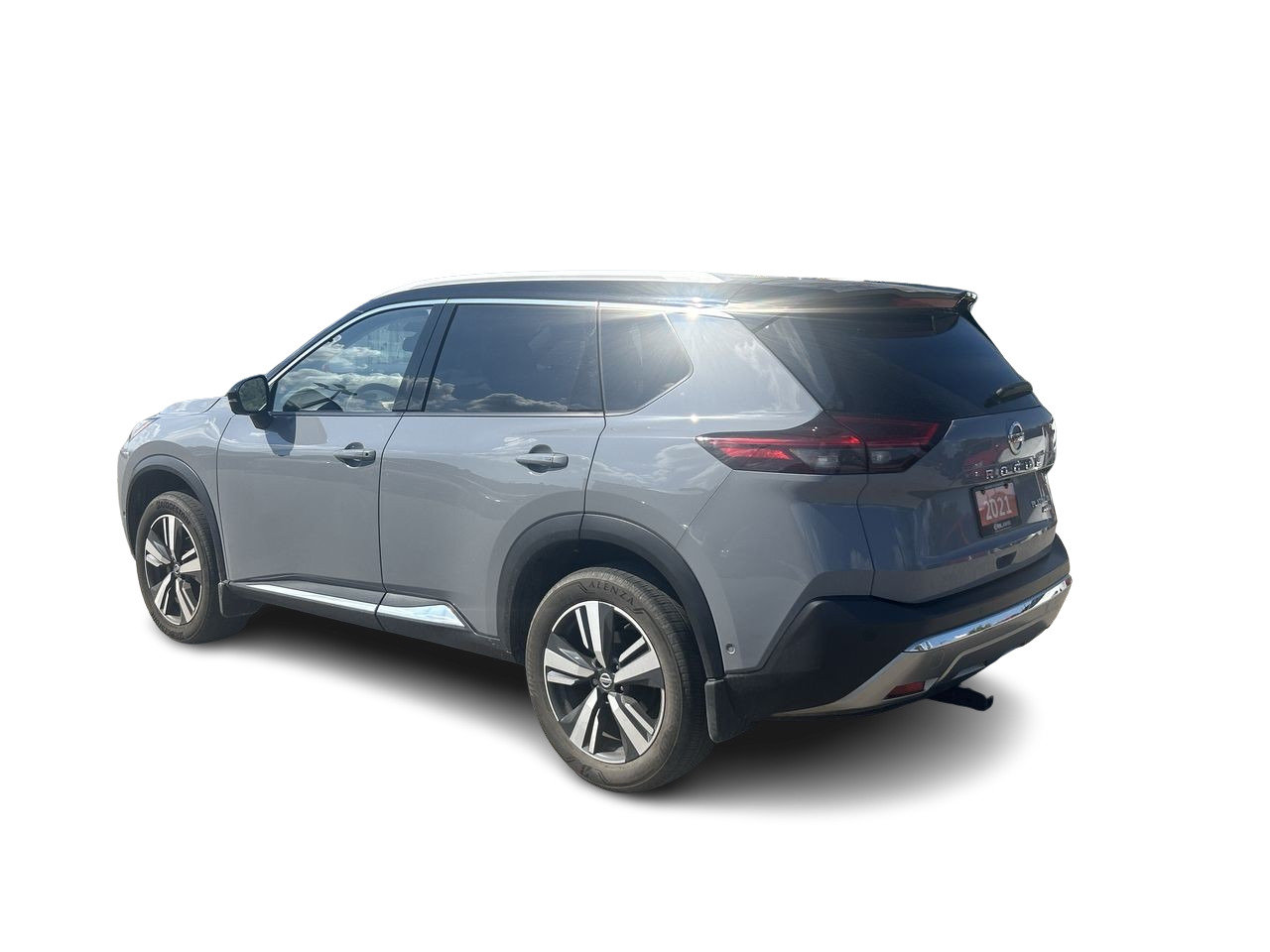 Used 2021 Gray Nissan Platinum image 6