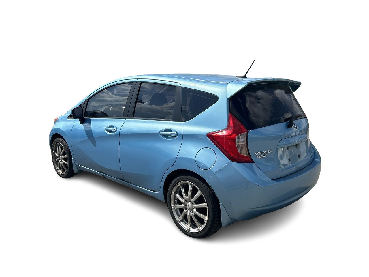 Used 2015 Blue Nissan SL image 7