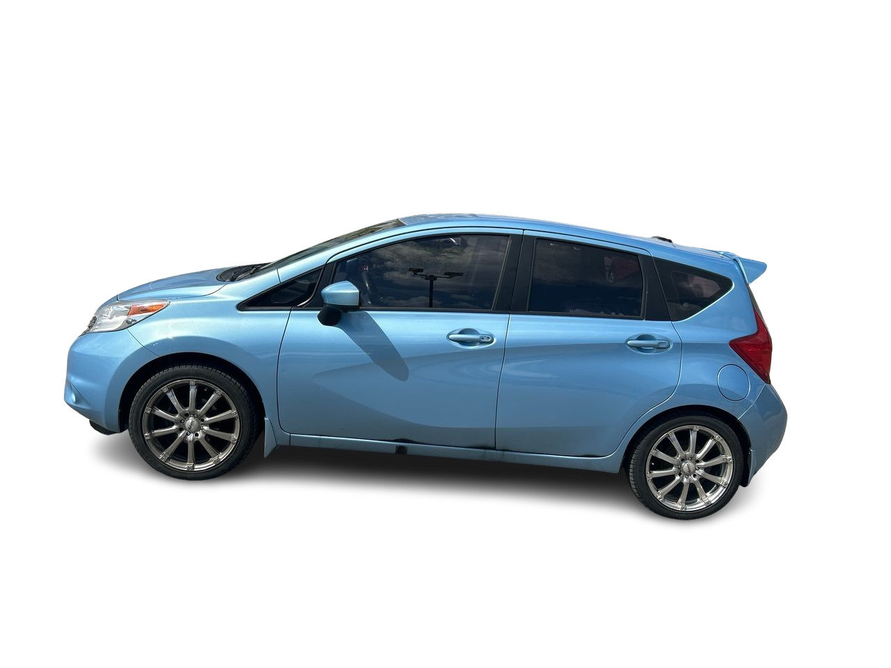 Used 2015 Blue Nissan SL image 3