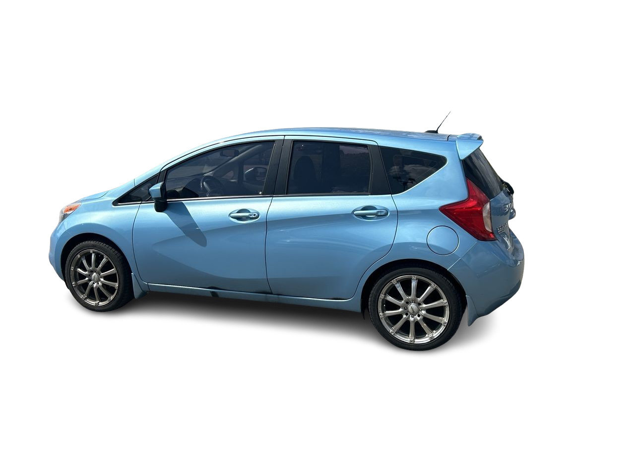Used 2015 Blue Nissan SL image 6
