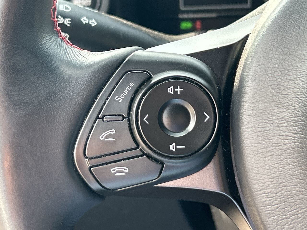 Used 2022 black Subaru Sport-tech image 22