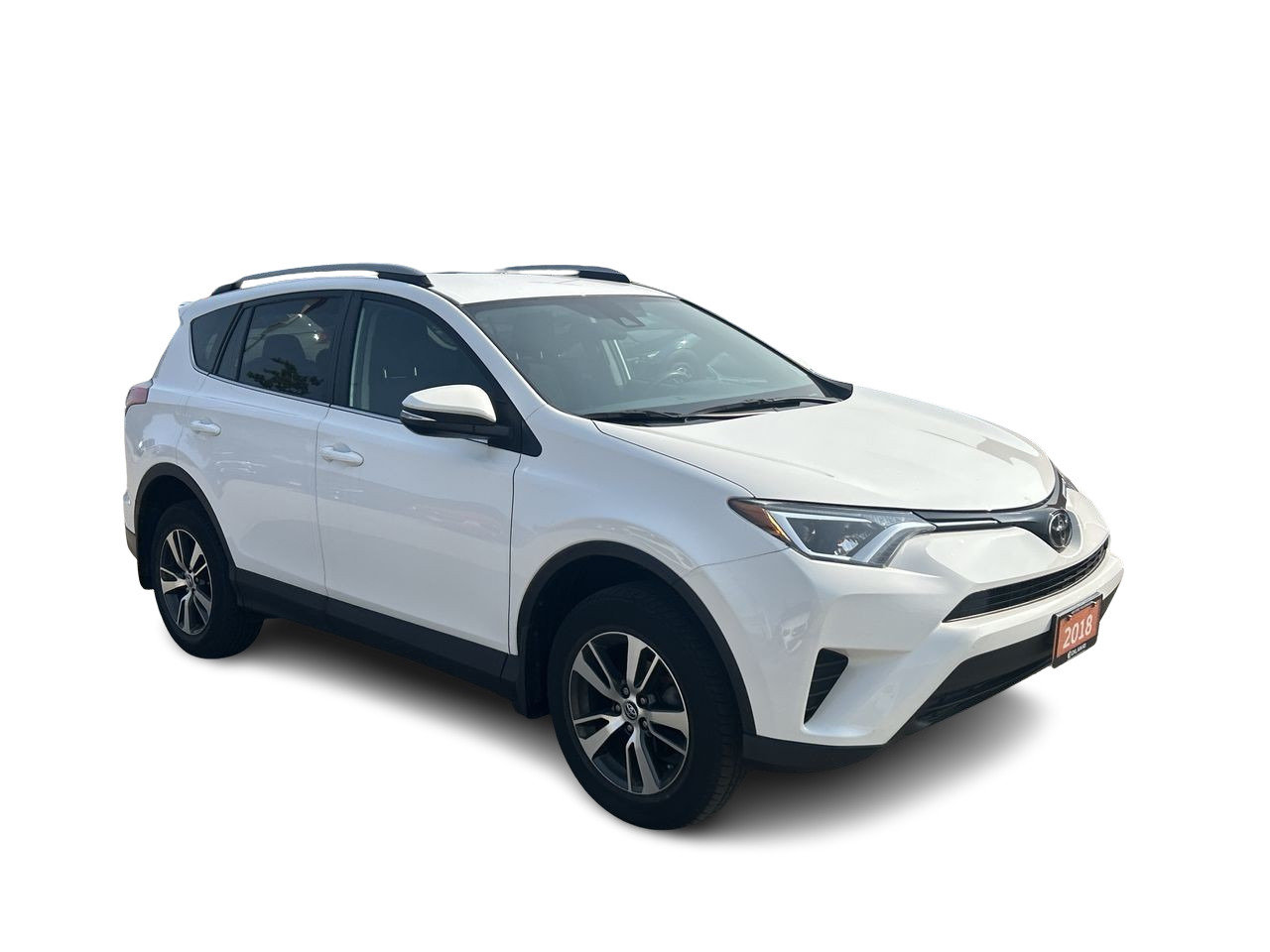 Used 2018 white Toyota LE image 14