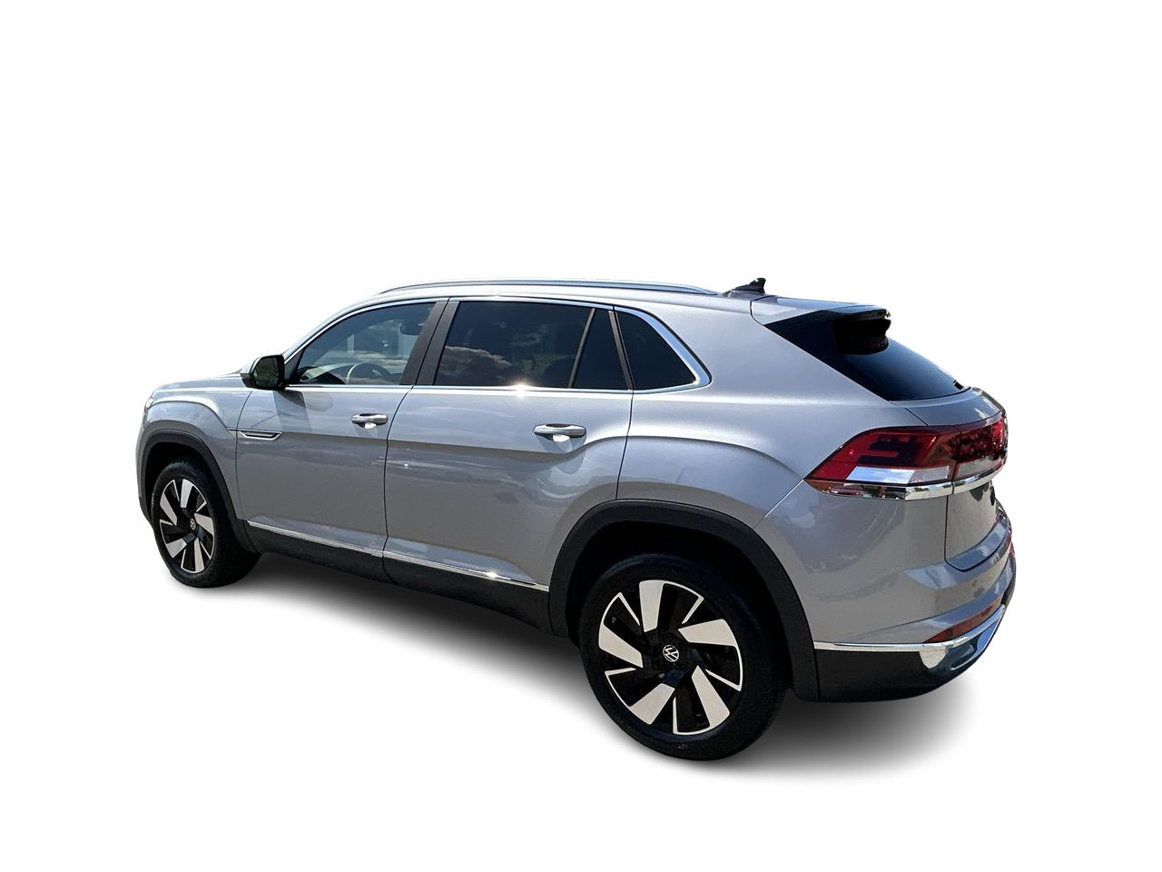 New 2024 Silverbird Metallic Volkswagen Highline image 4