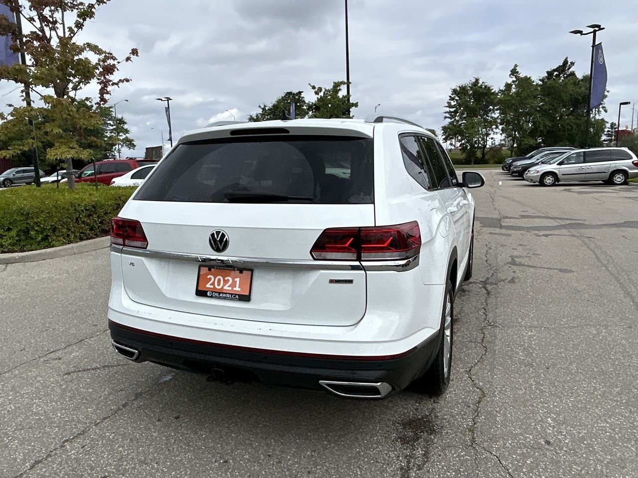 Certified Used 2021 Pure White Volkswagen Highline image 10