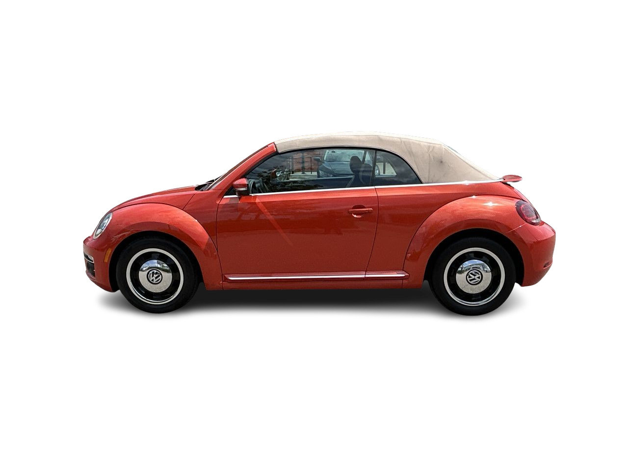 Certified Used 2018  Volkswagen Coast image 2