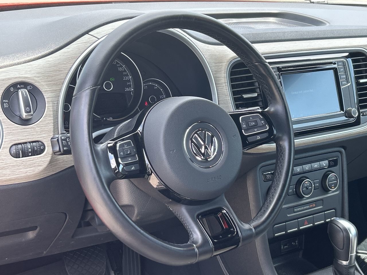 Certified Used 2018  Volkswagen Coast image 21