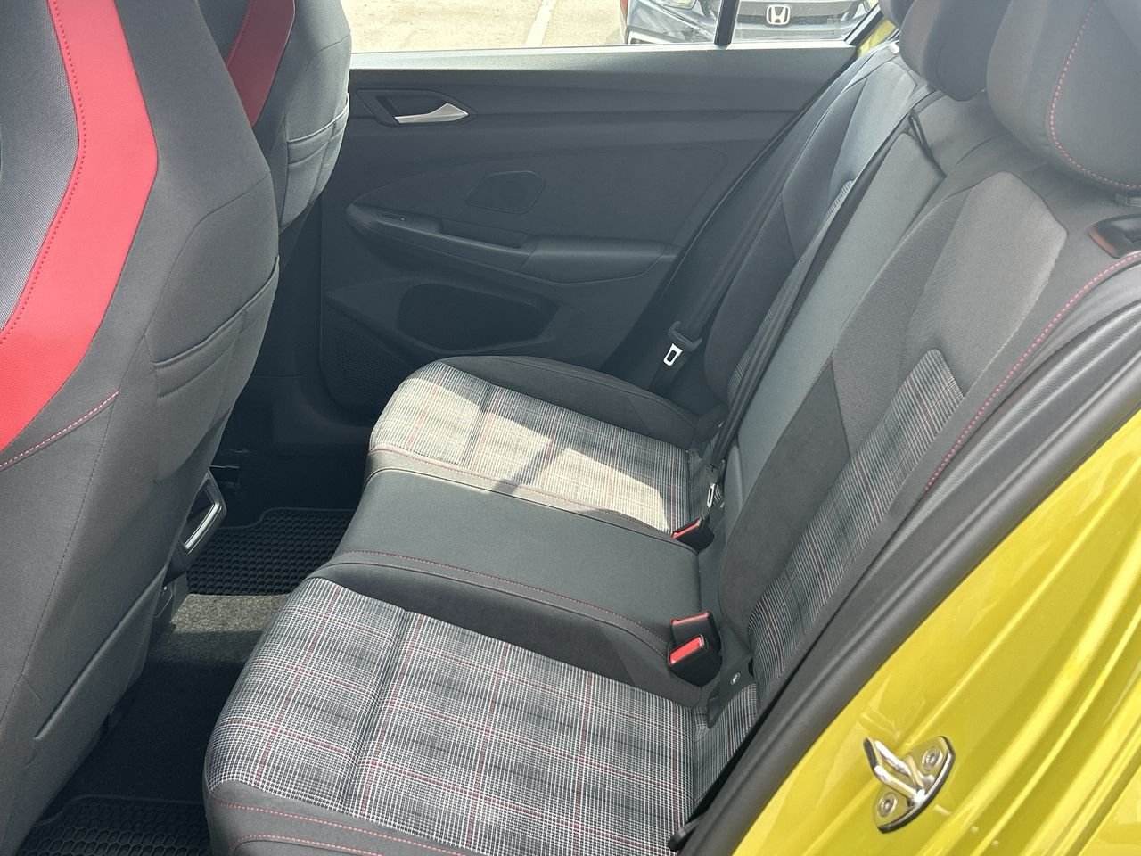 Certified Used 2023 Pomelo Yellow Metallic with black roof Volkswagen 40th Anniversary image 27